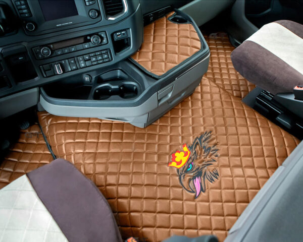 DYWANIKI PIKOWANE SCANIA R NEW GENERATION OD 2016 PRAWY FOTEL NIEAMORTYZOWANY BRĄZOWY + 1 HAFT - obrazek 5