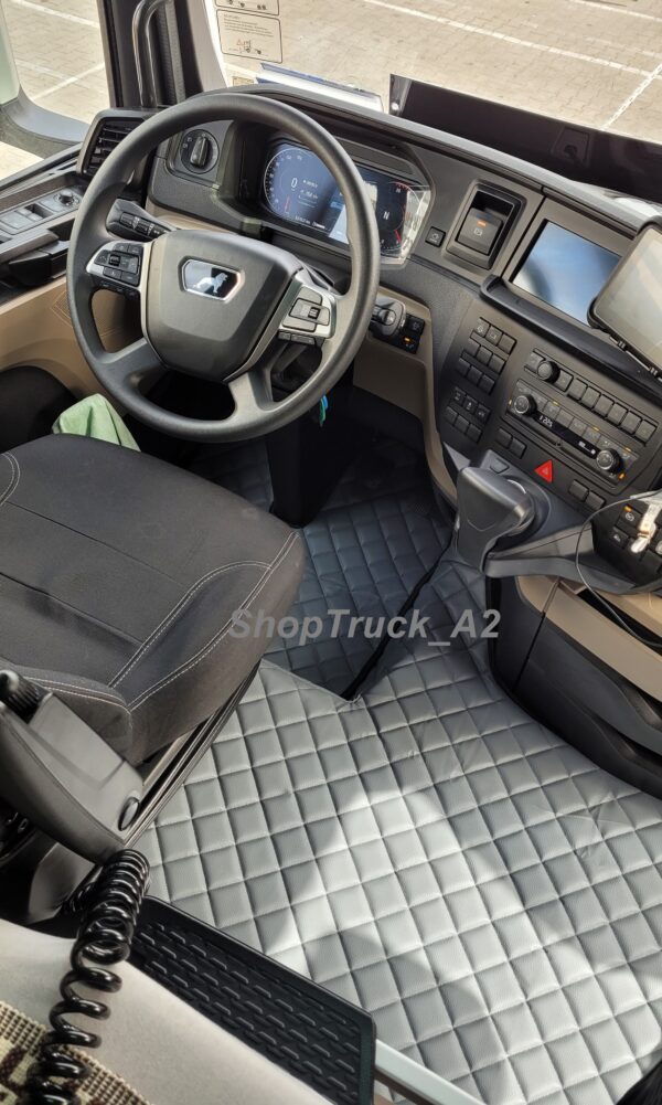 Dywaniki pikowane MAN TGX od 2020r. 2 szuflady szary
