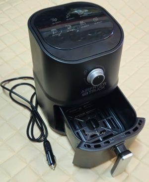 AIRFRYER SAMOCHODOWY KUCHENKA POWIETRZNA PIEKARNIK 24V 250W NA WTYK ZAPALNICZKI