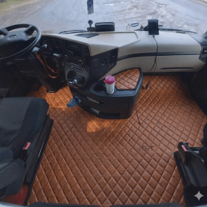 DYWAN PIKOWANY MERCEDES ACTROS MP IV od 2011 MP V od 2019 płaska podłoga SOLOSTAR (salonka) BRĄZOWY